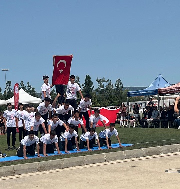 İLÇEMİZDE 19 MAYIS ATATÜRK’Ü ANMA, GENÇLİK VE SPOR BAYRAMI KUTLANDI
